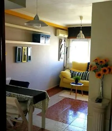 Comfortable & Apartamento Sevilha
